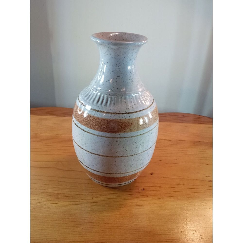Pottery Craft Striped Ceramic Vase Bulbous  **Rare find**⚱️⚱️⚱️👍👍👍👍‎